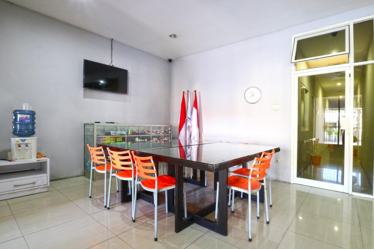 Oranje Gasthuis Hotel Surabaya Ngoại thất bức ảnh