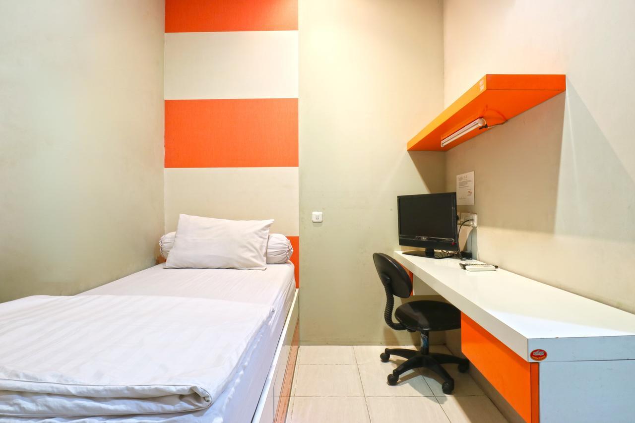 Oranje Gasthuis Hotel Surabaya Ngoại thất bức ảnh