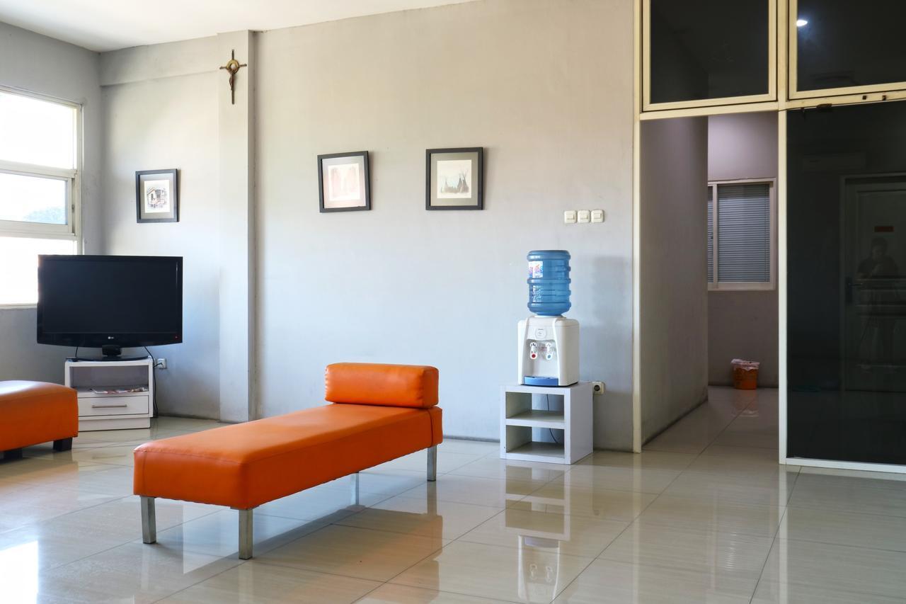 Oranje Gasthuis Hotel Surabaya Ngoại thất bức ảnh