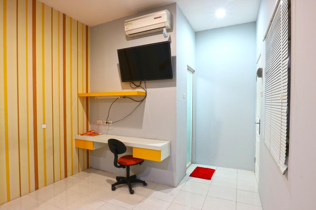 Oranje Gasthuis Hotel Surabaya Ngoại thất bức ảnh