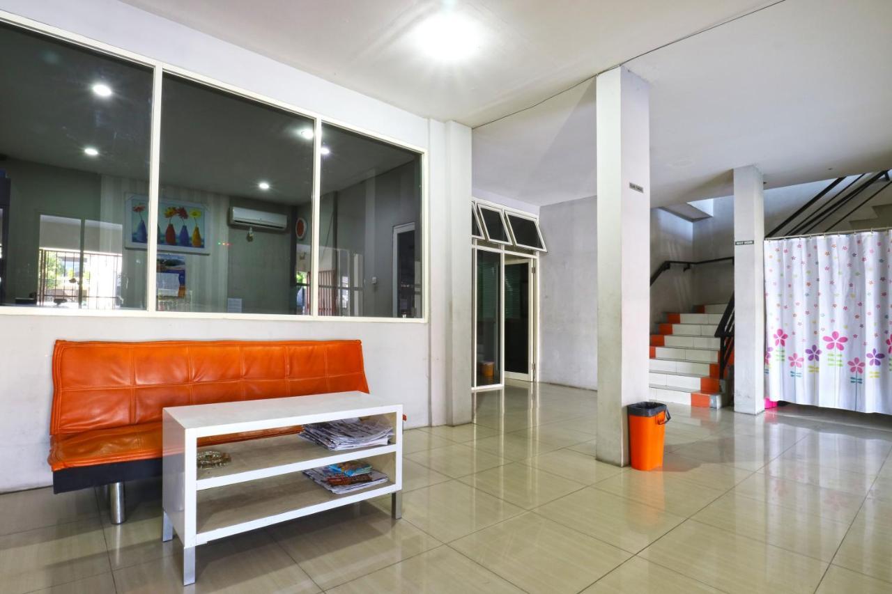 Oranje Gasthuis Hotel Surabaya Ngoại thất bức ảnh